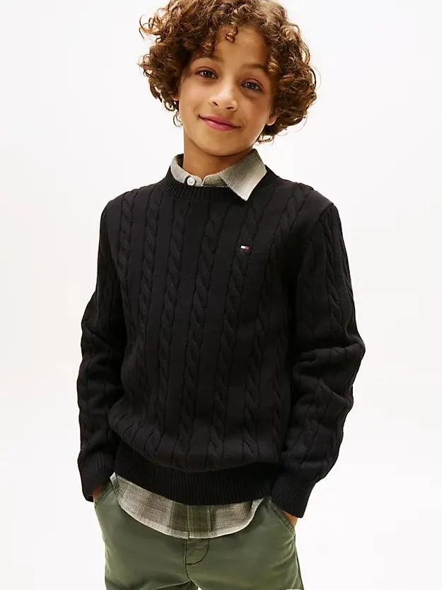 Essential Rundhalspullover mit Zopfmuster