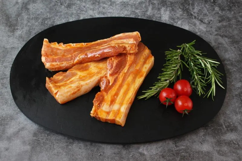 Schweine Bauchsteak ohne Knochen mariniert 2 Stk