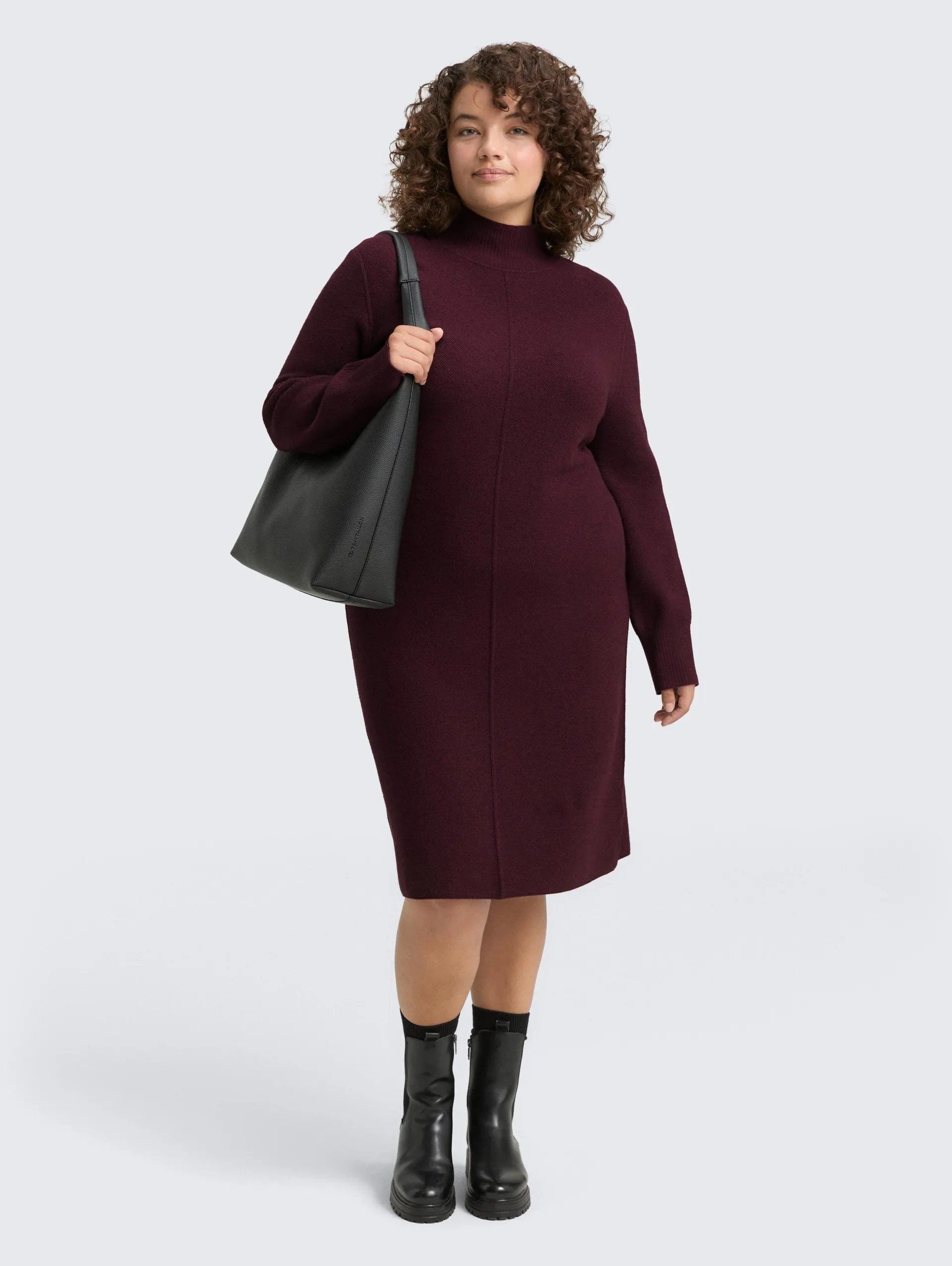 Plus Size - Strickkleid mit Stehkragen