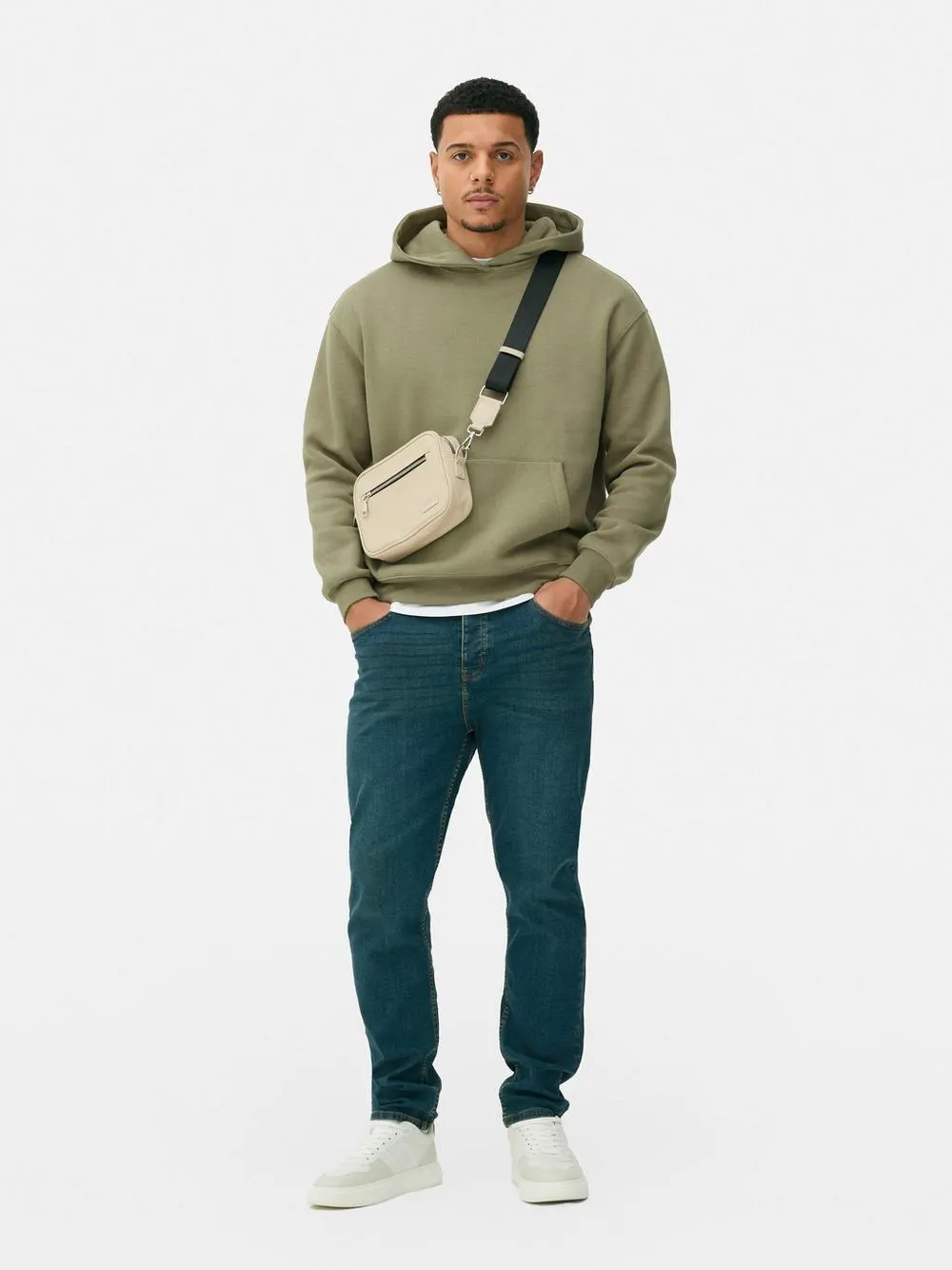 Nadměrná žerzejová mikina s kapucí