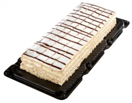 Esterhazyschnitte fertig gebacken frisch gekühlt