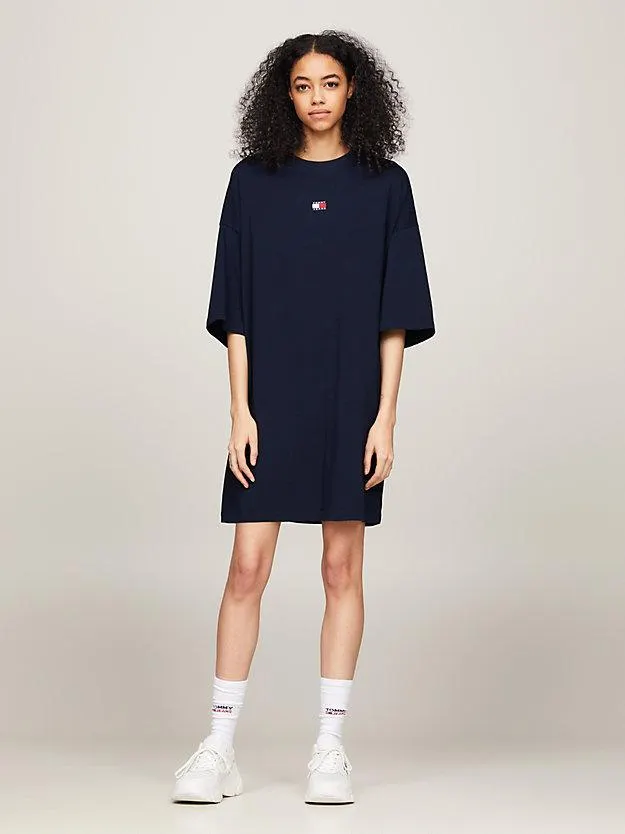 Rundhals-T-Shirt-Minikleid mit Tommy-Badge