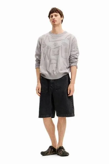 Strickpullover mit Texturen