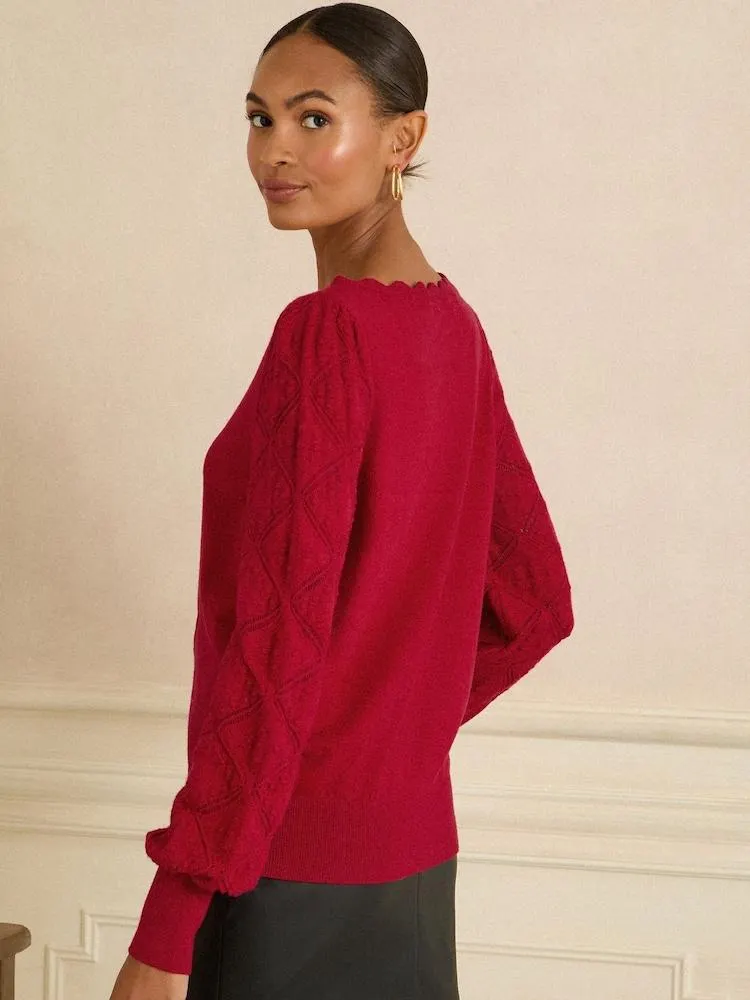 Rot - Love & Roses – Strickpullover mit Noppenmuster und Muschelsaum