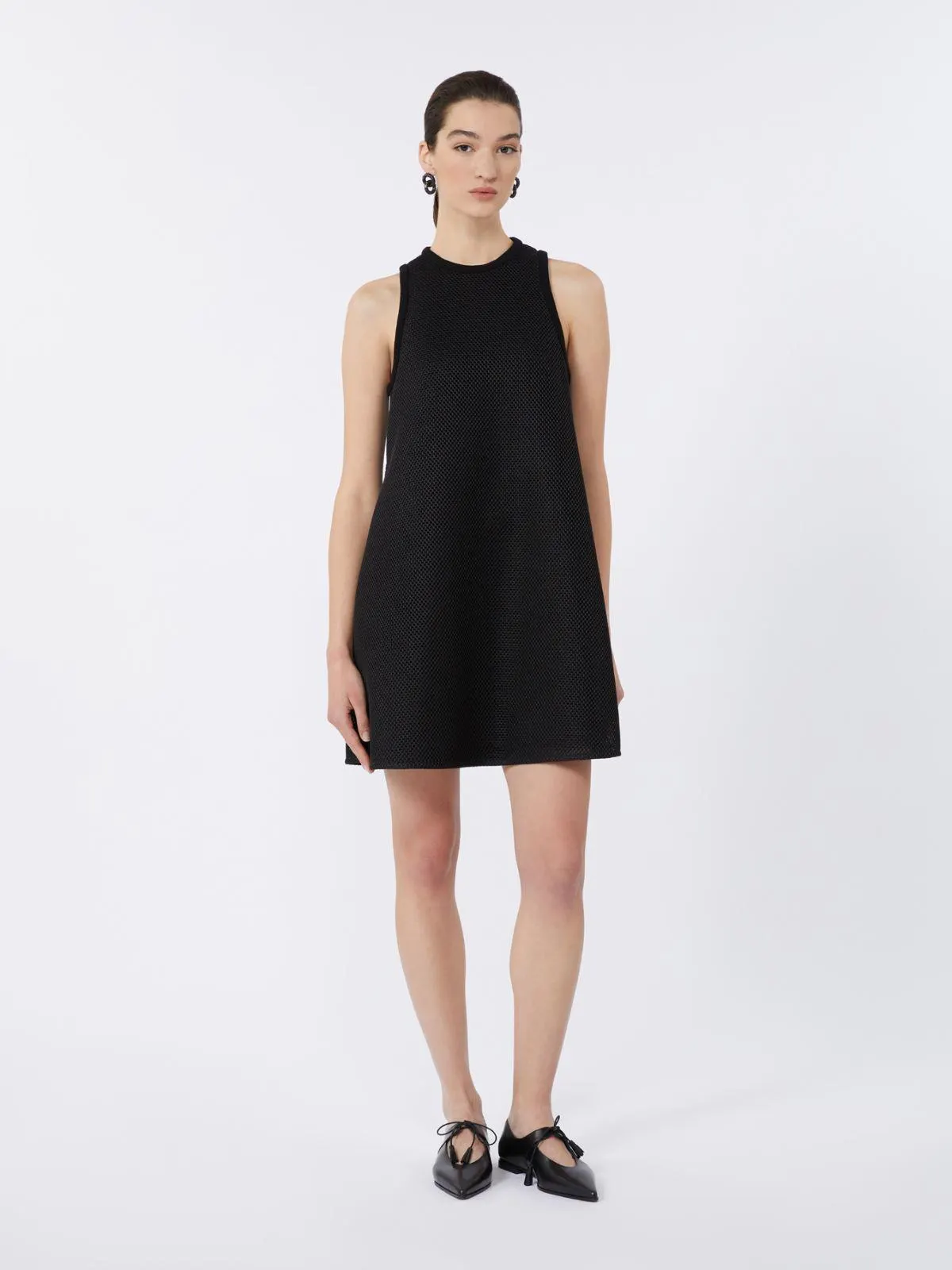 Trapezkleid aus Funktionsmesh - Schwarz