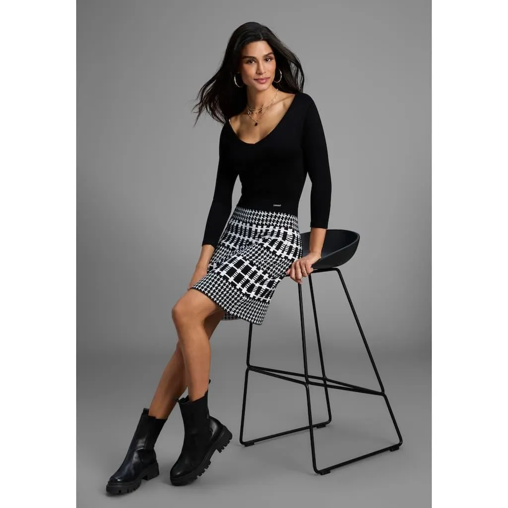 Bruno Banani Strickkleid Ohne Taschen mit tollem Jacquard-Rock