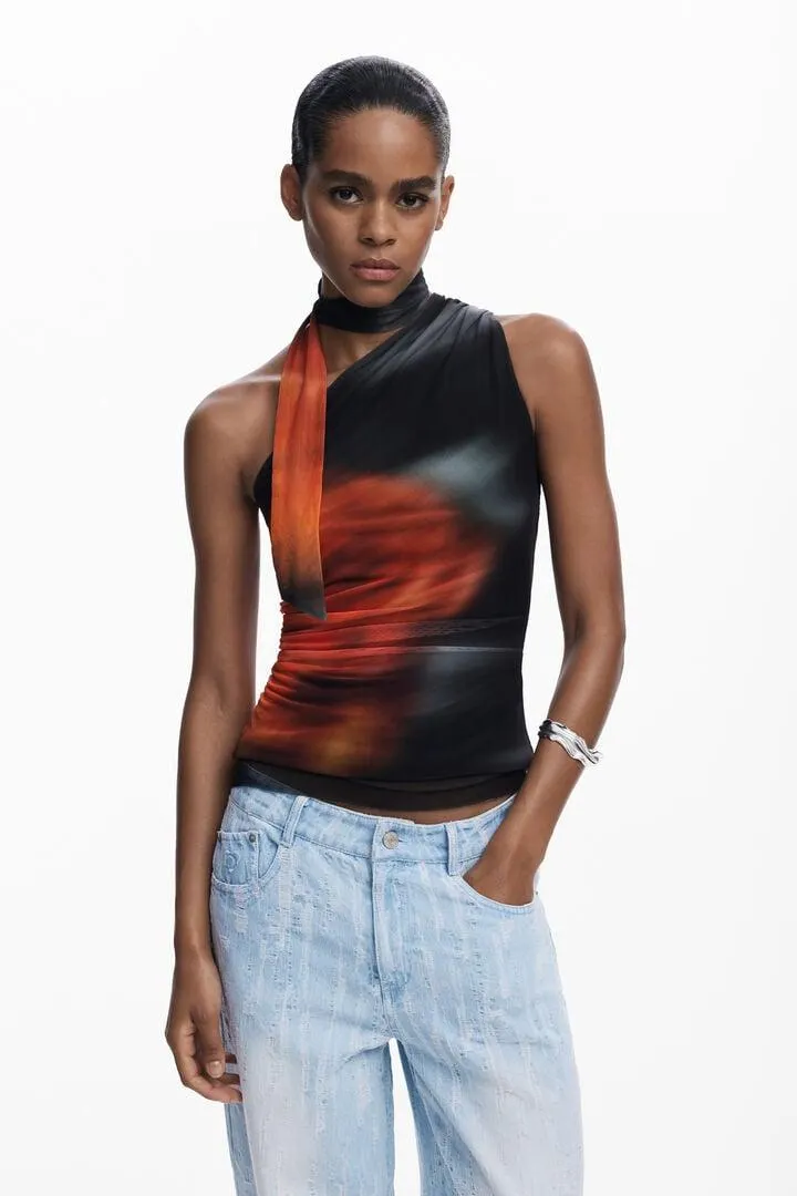 T-Shirt mit Knotenausschnitt