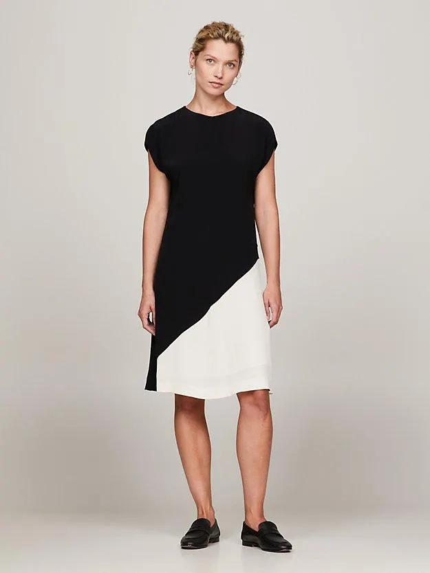 Knielanges Kleid im Color Block-Design