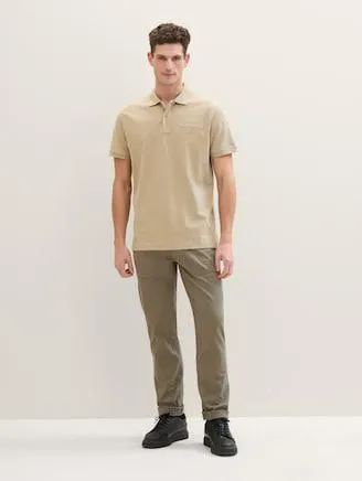 Chino Hose im Utility Stil