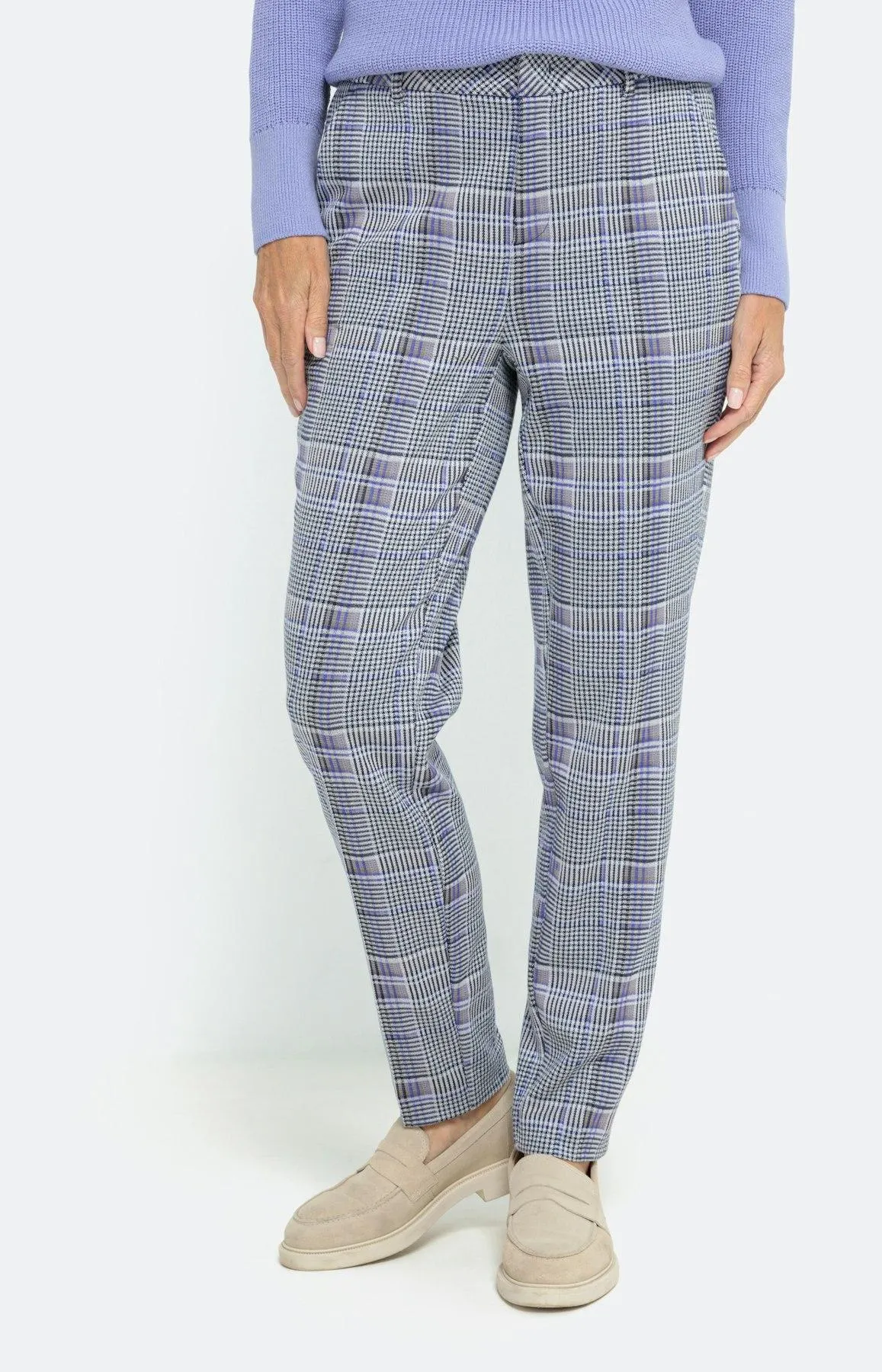 Karierte Hose mit Bügelfalten