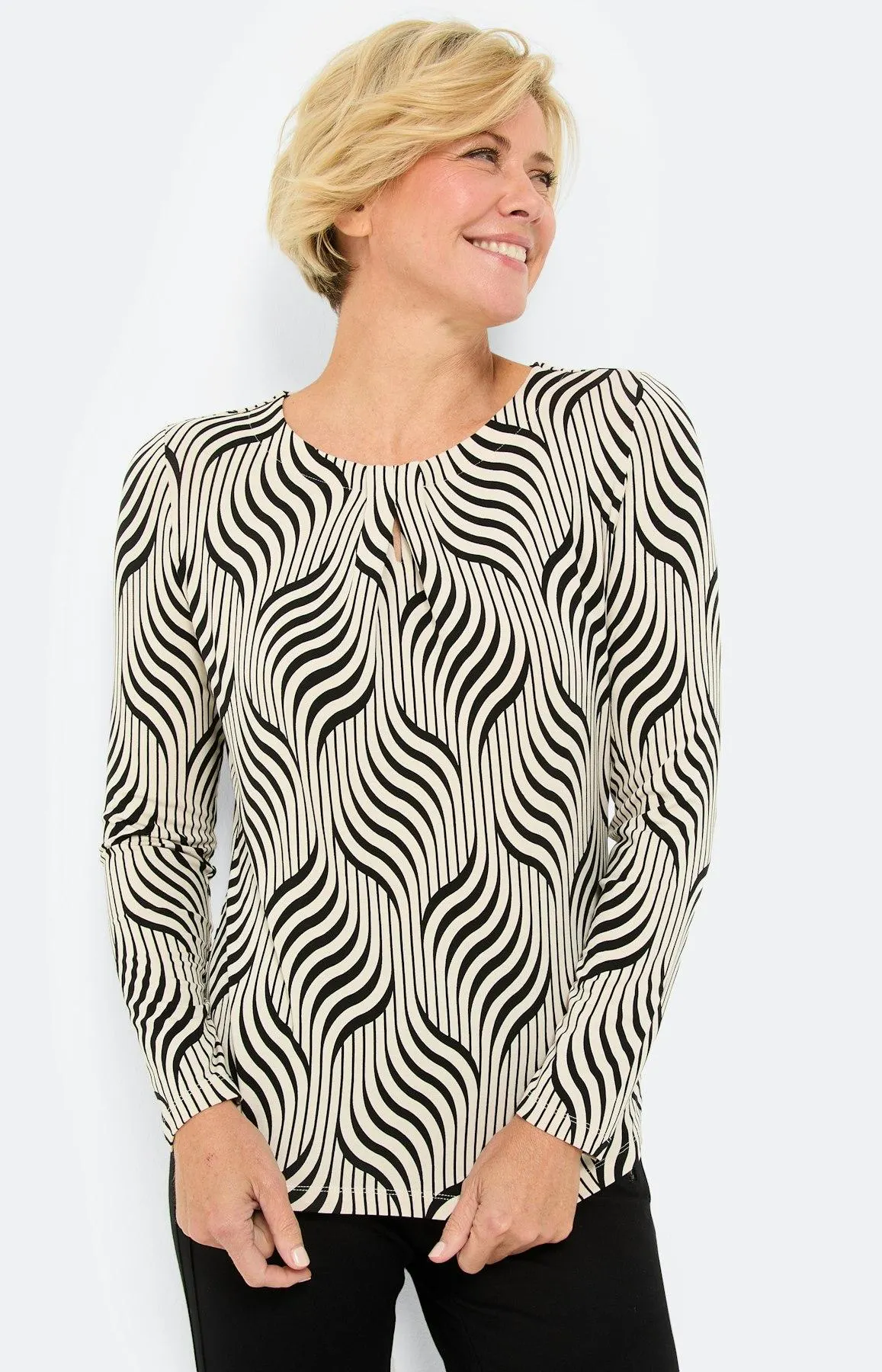 Langarmshirt mit Eyelet, creme