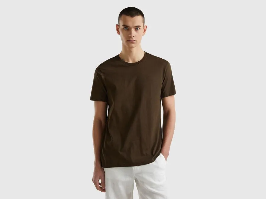 T-Shirt in Mahagonibraun