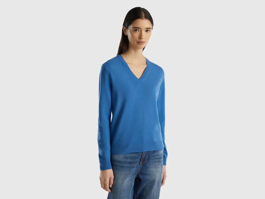 Pullover mit V-Ausschnitt in Blau aus reiner Merinowolle