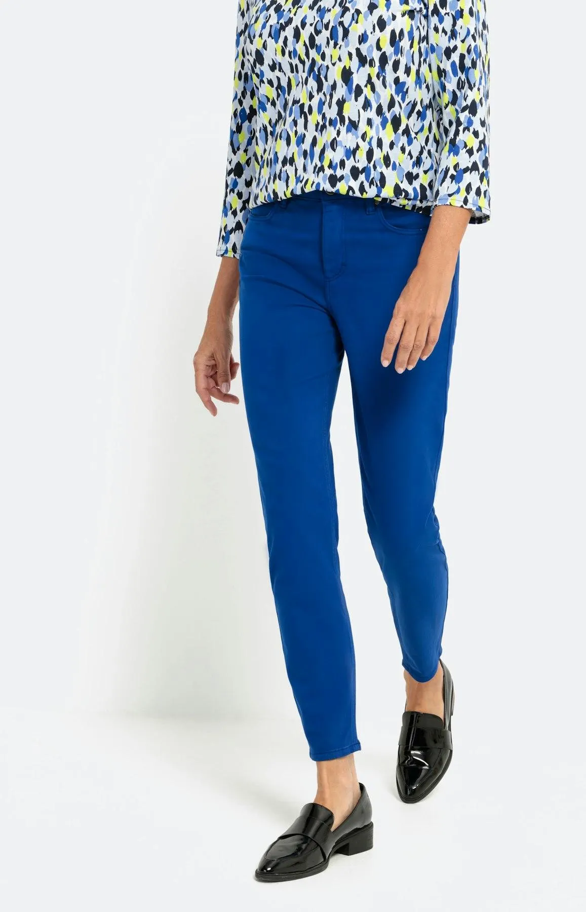 Schmale Hose mit Stretch-Anteil