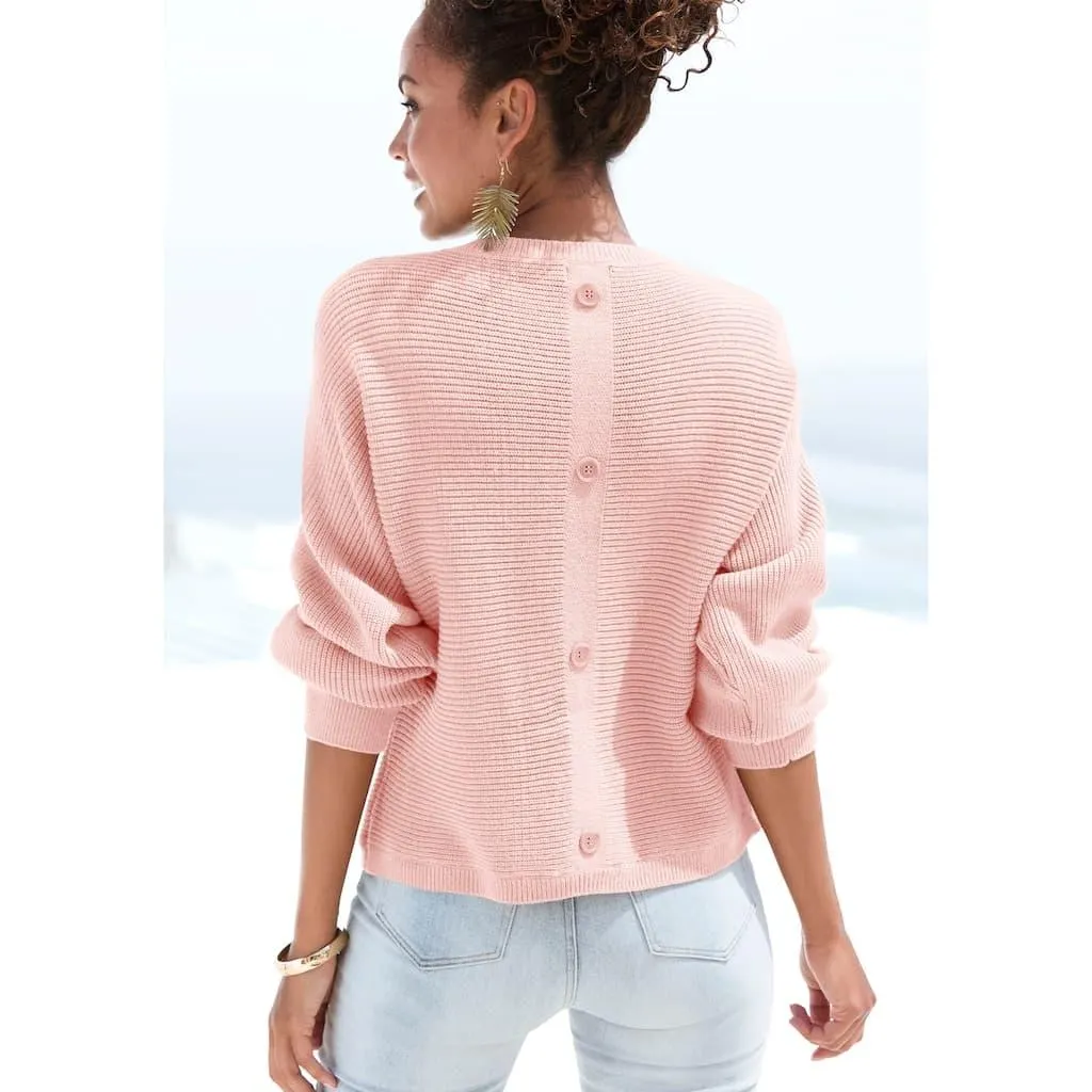 LASCANA Rundhalspullover mit Zierknöpfen hinten, lockerer Strickpullover