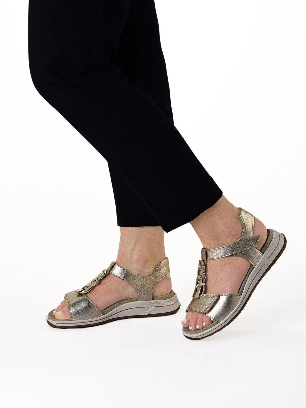 Damen Sandale Osaka platin