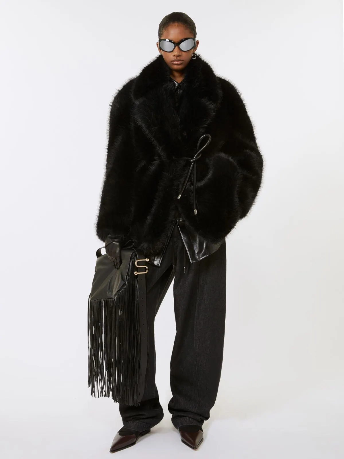 Manteljacke mit Gürtel - Schwarz