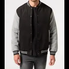 Collegejacke mit Kontrastärmeln