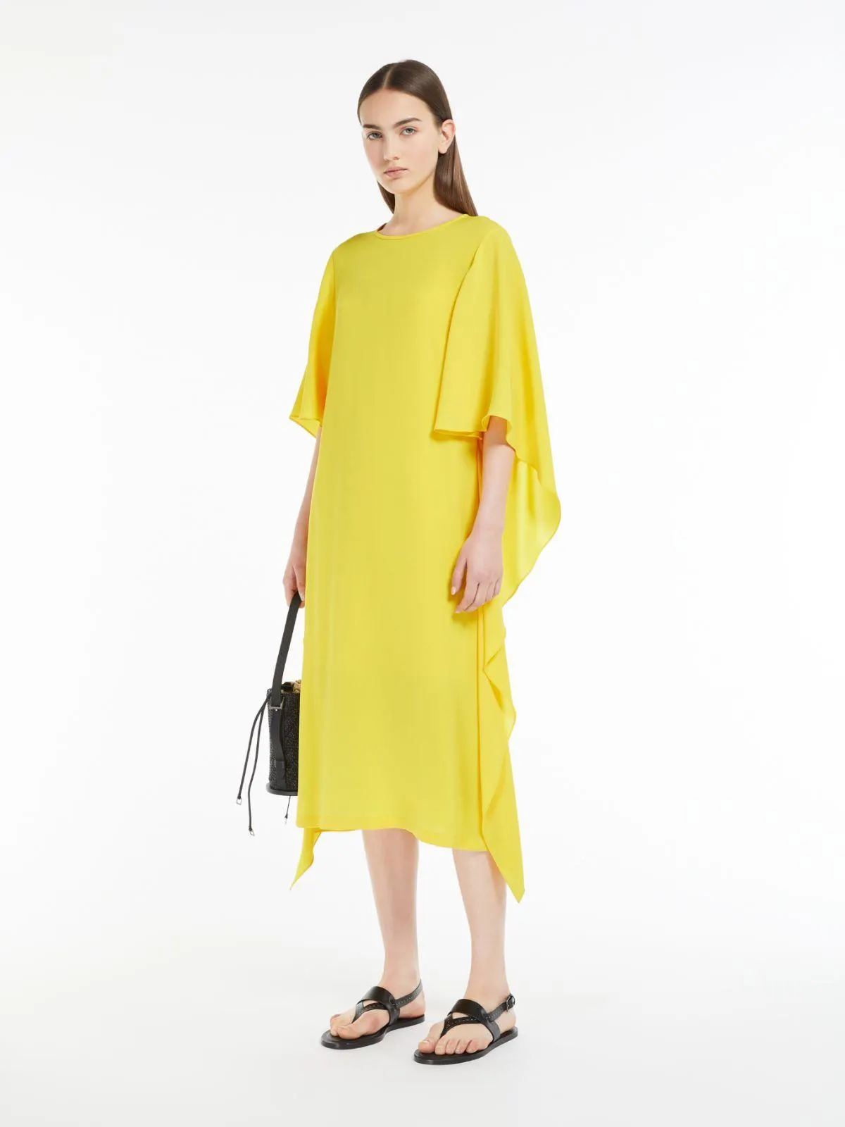 Kleid aus Cady mit Drapierungen