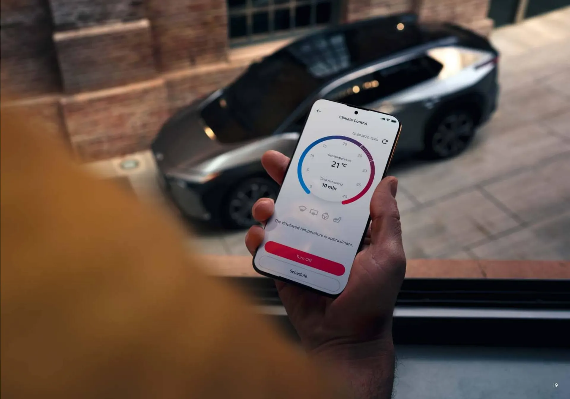 Toyota bZ4X Flugblatt von 11. Juli bis 9. Jänner 2025 - Flugblätt seite  19