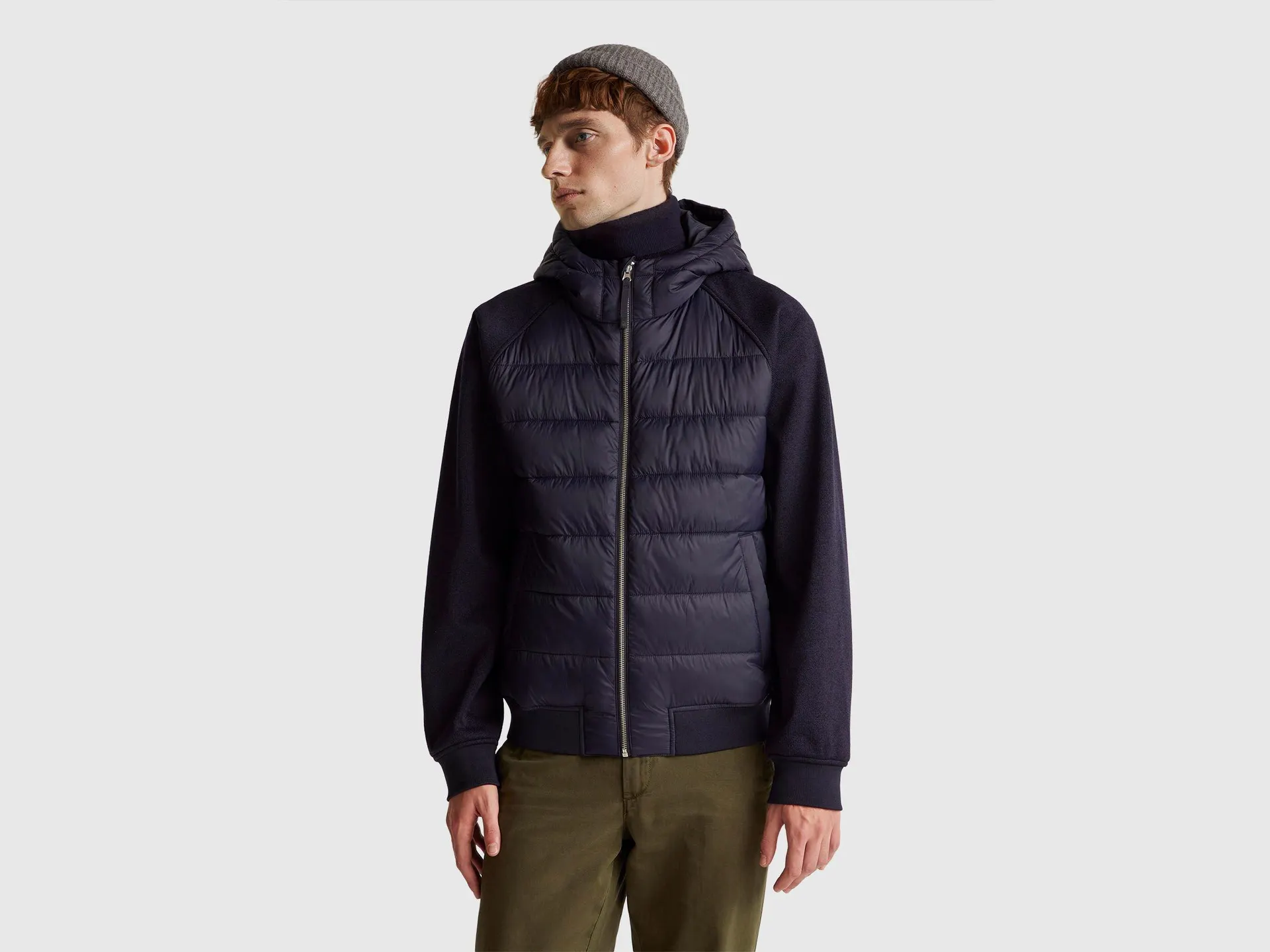 Normale Jacke aus Nylon und Strick