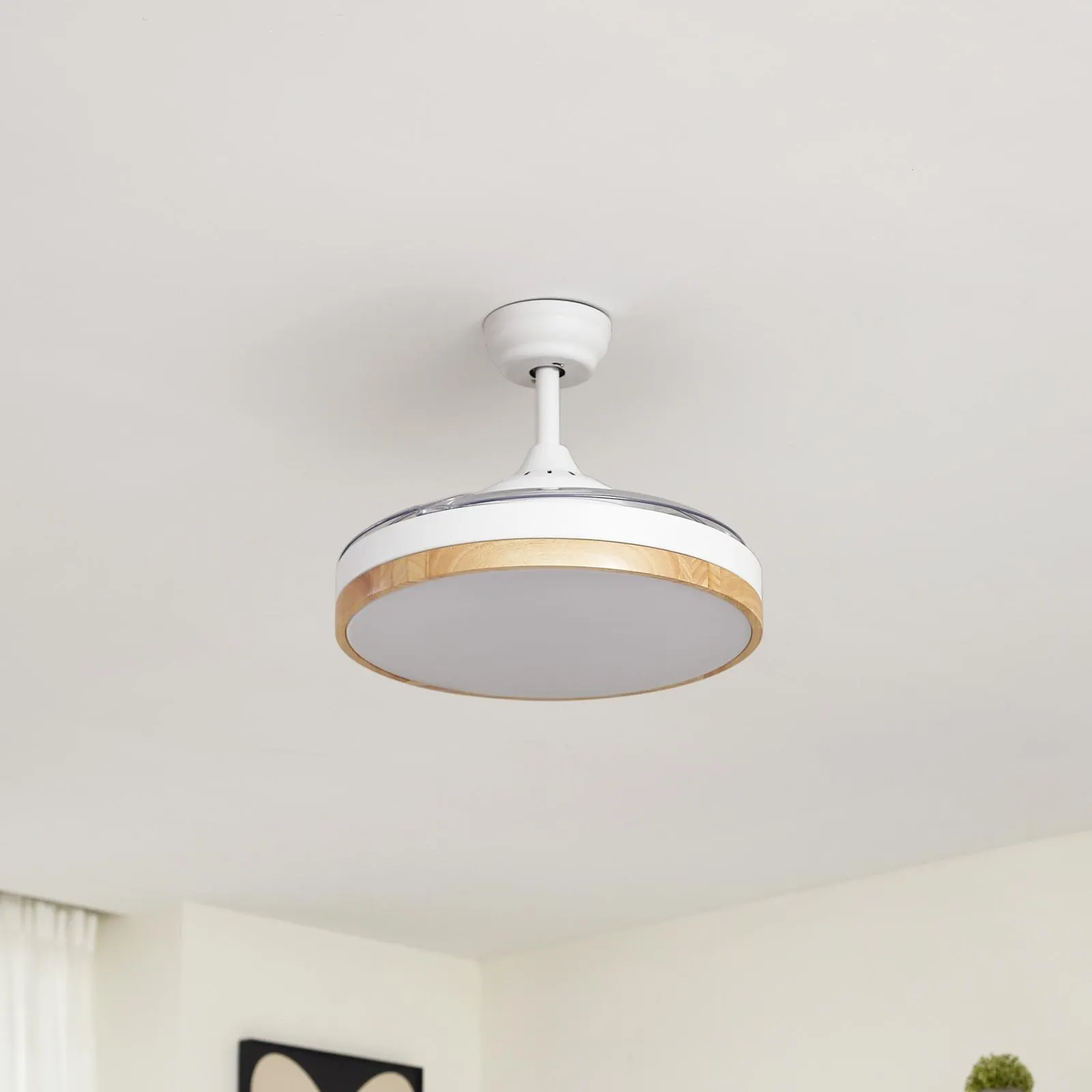 Lindby LED-Deckenventilator Oras, weiß, DC, leise, Ø 107 cm