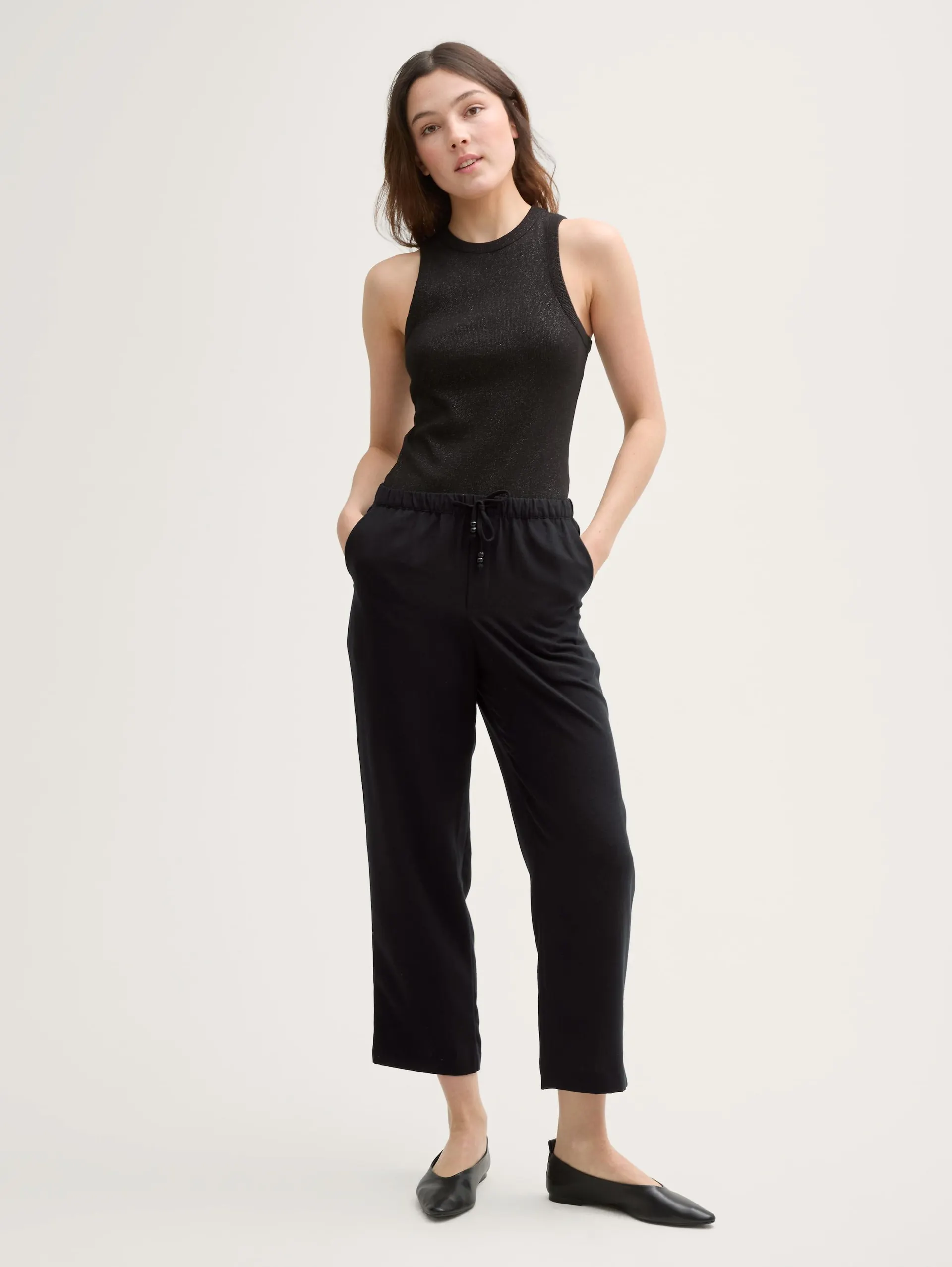 Cropped Loose Fit Hose