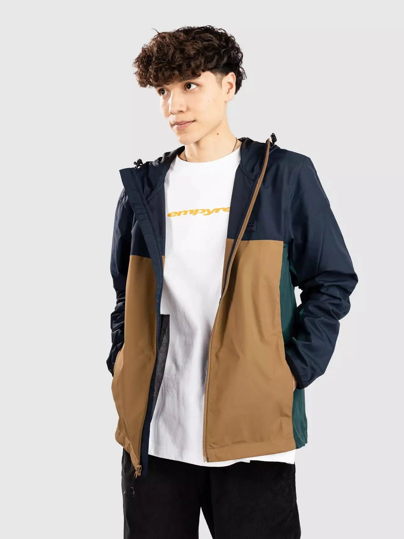 Transport Windbreaker