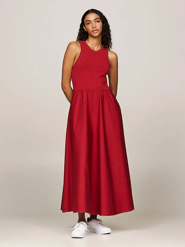 Ärmelloses Slim Fit-and-Flare-Kleid