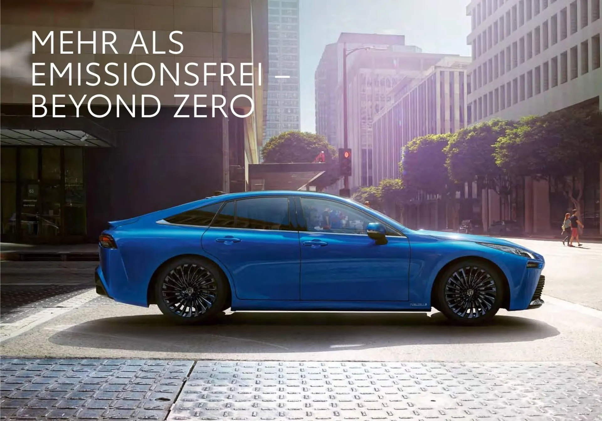 Toyota Mirai Flugblatt von 11. Juli bis 9. Jänner 2025 - Flugblätt seite 2