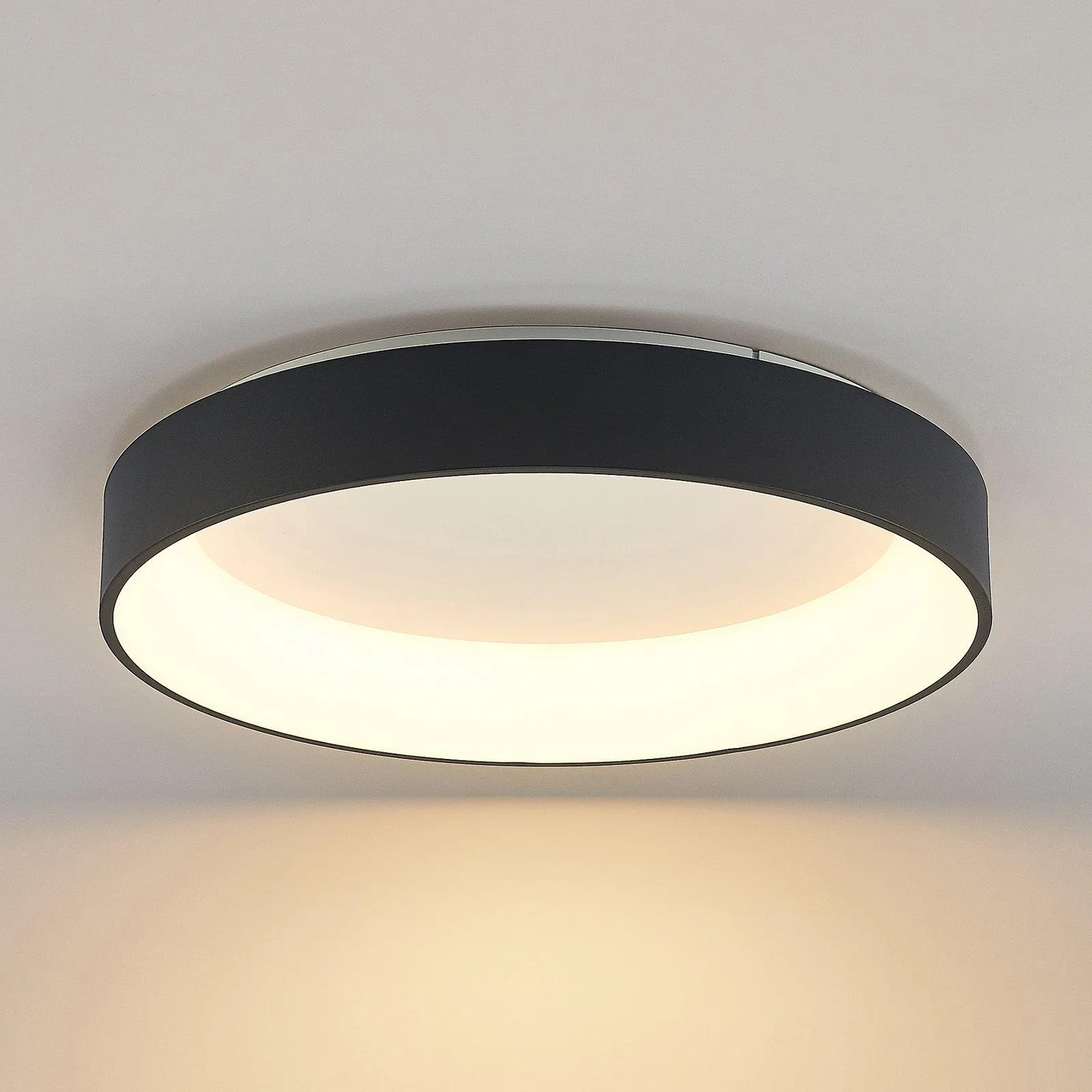 Arcchio LED-Deckenlampe Aleksi, Ø 60cm, schwarz, Metall, CCT