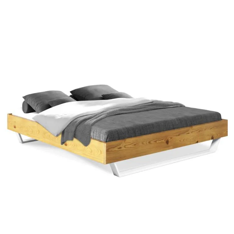 myhobu CURBY Kufenbett ohne Kopfteil, Material Massivholz, rustikale Altholzoptik, Fichte, Kufen weiß