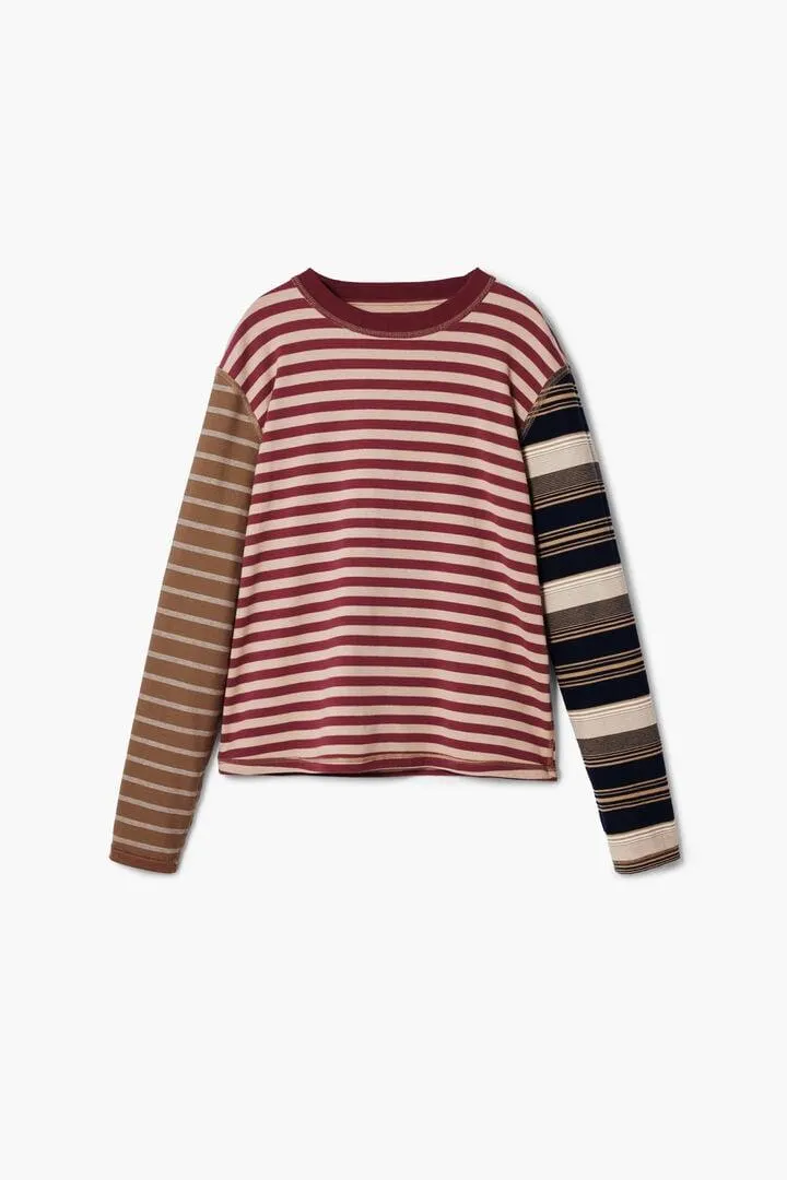 Grunge-Streifen-T-Shirt