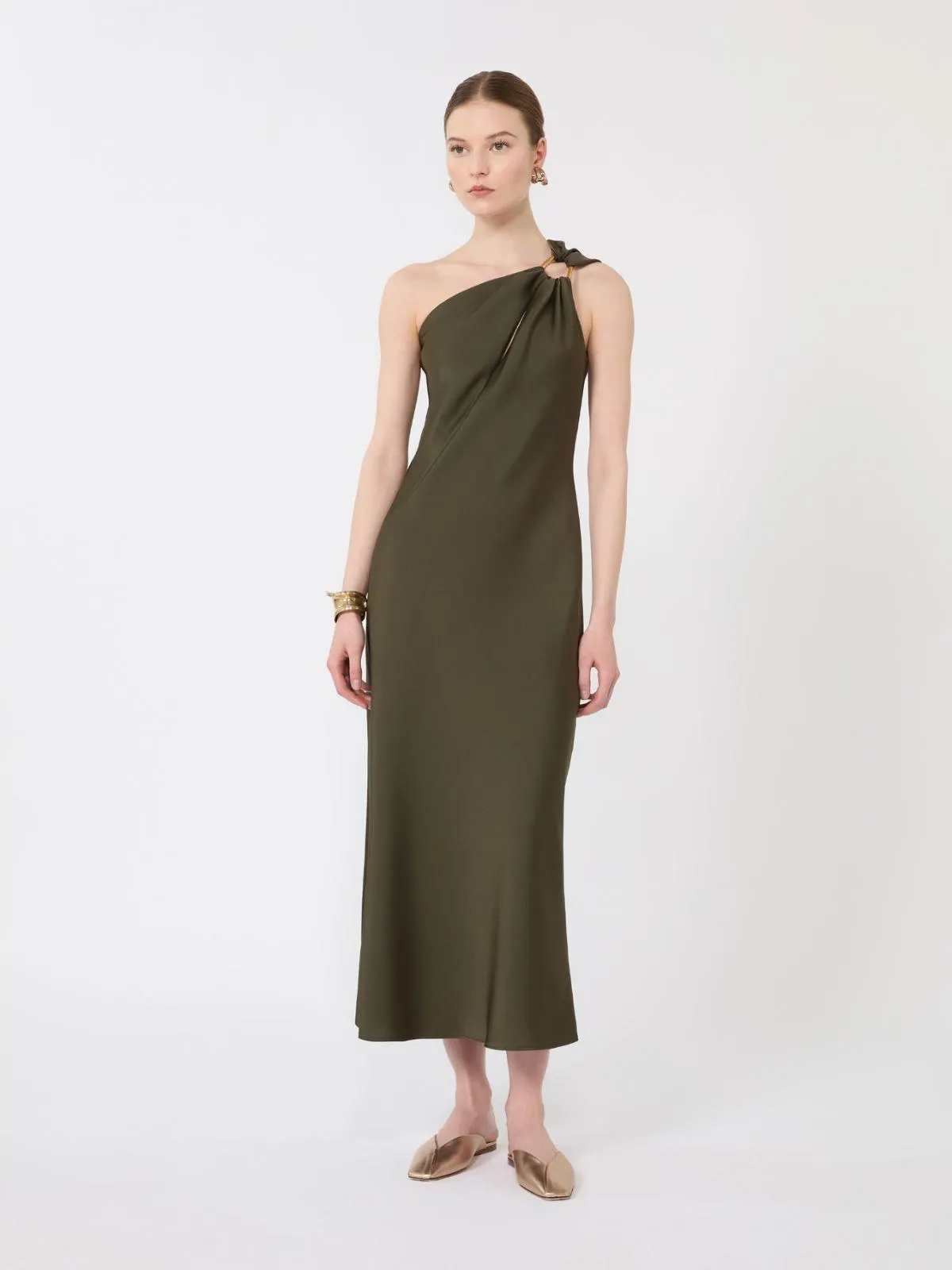One-Shoulder-Kleid aus glänzendem Satin - Moosgruen