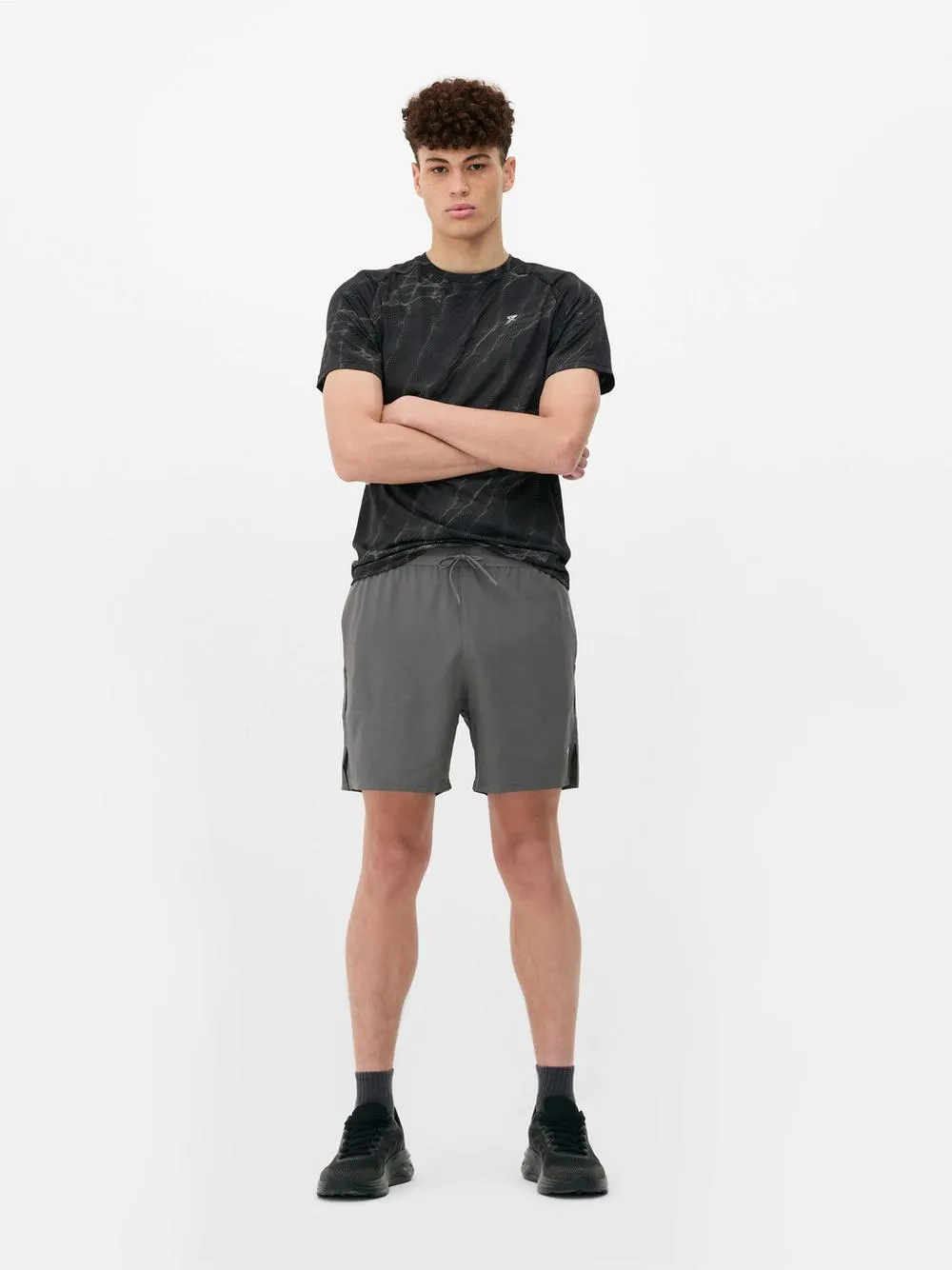 Laufshorts mit Kordelzug