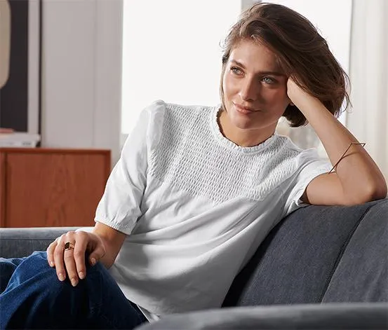 Shirt mit gesmoktem Einsatz