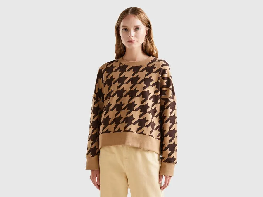 Geschlossenes Sweatshirt im Hahnentrittmuster