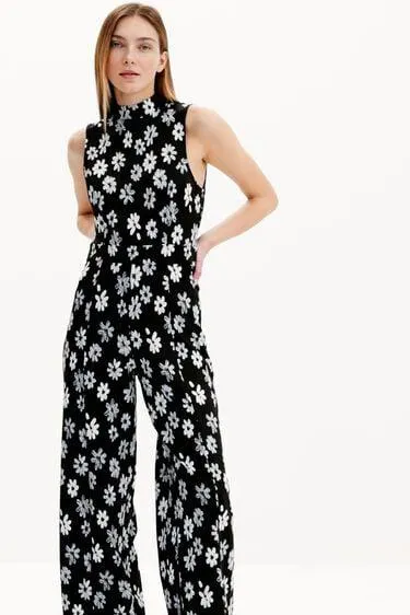 Jumpsuit kontrastierende Blumen