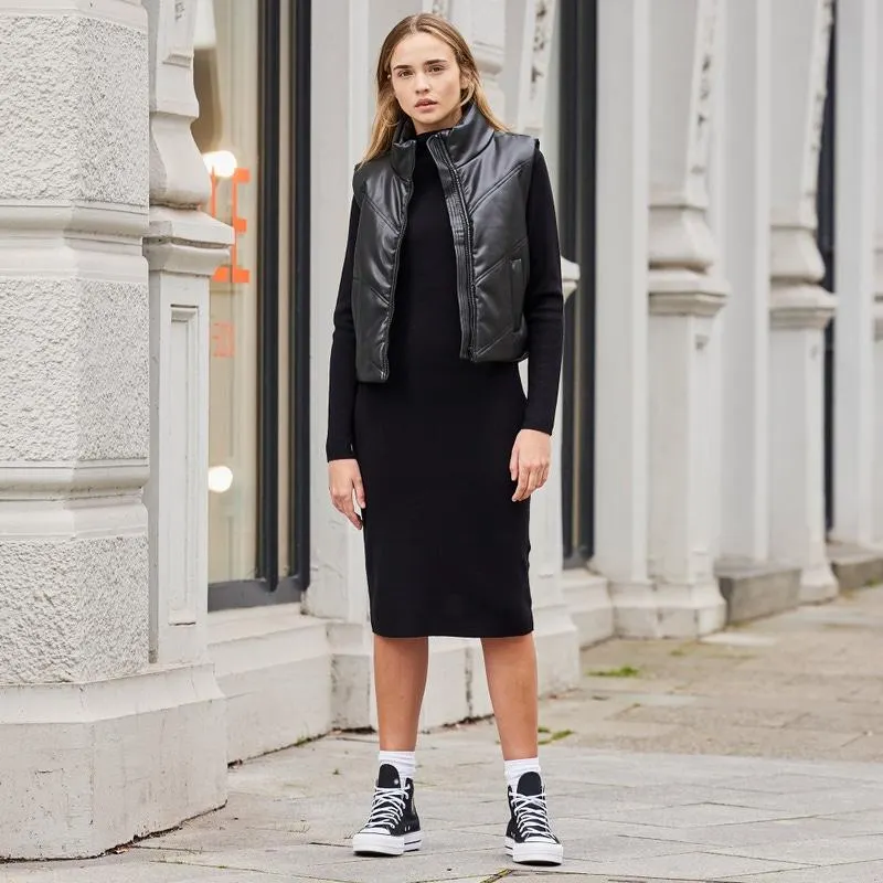 Damen-Kleid mit Rollkragen