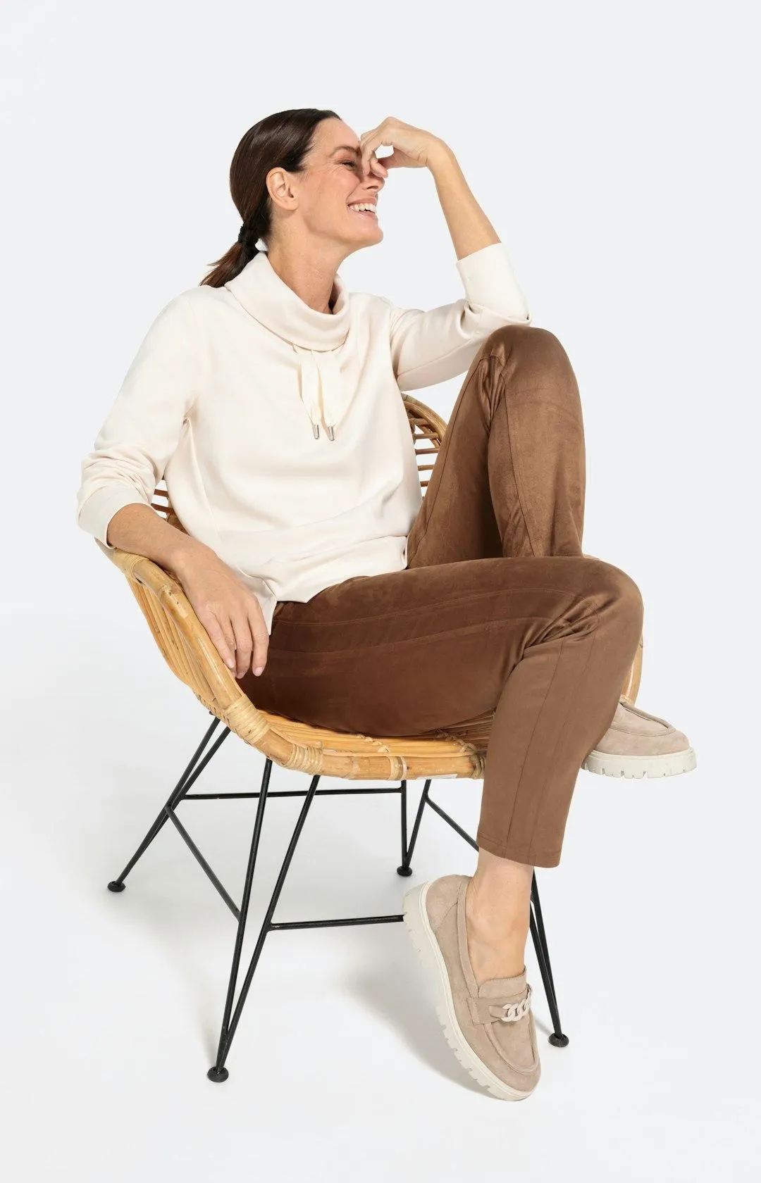 Langarm-Sweatshirt mit hohem Kragen