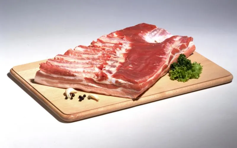 Schweine Bauchfleisch ohne Knochen mit Schwarte EU