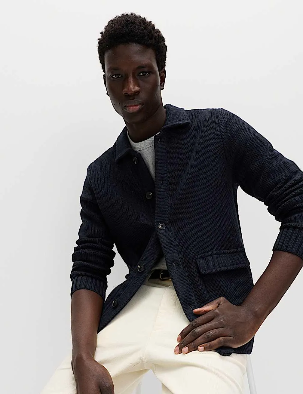Strickjacke aus reiner Baumwolle mit Kragen