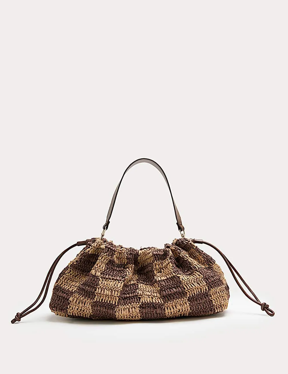 Strandtasche aus Stroh mit Kordelzug und Karomuster