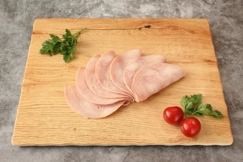 Putenkrakauer geschnitten