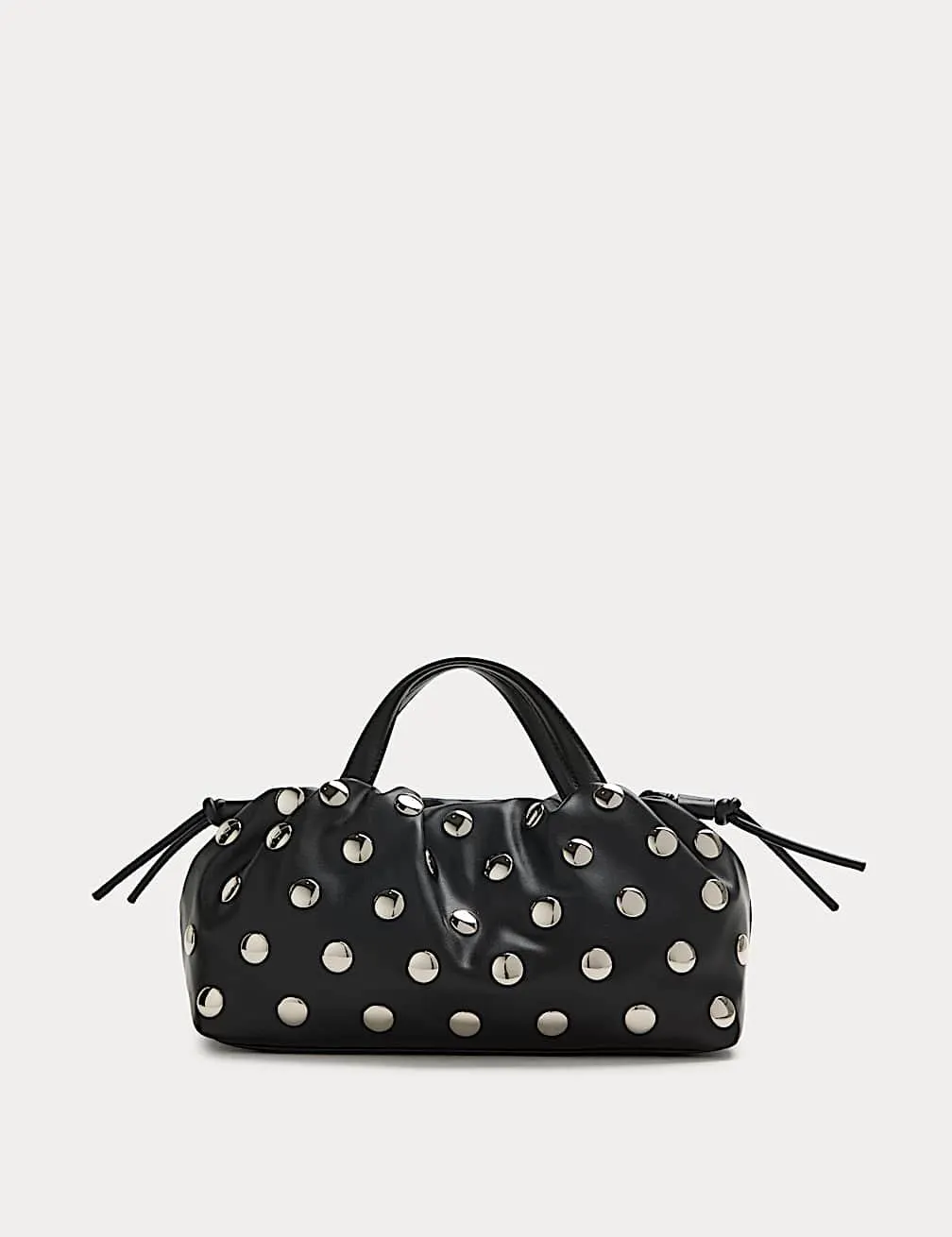 Weiche Umhängetasche aus Lederimitat mit Nieten