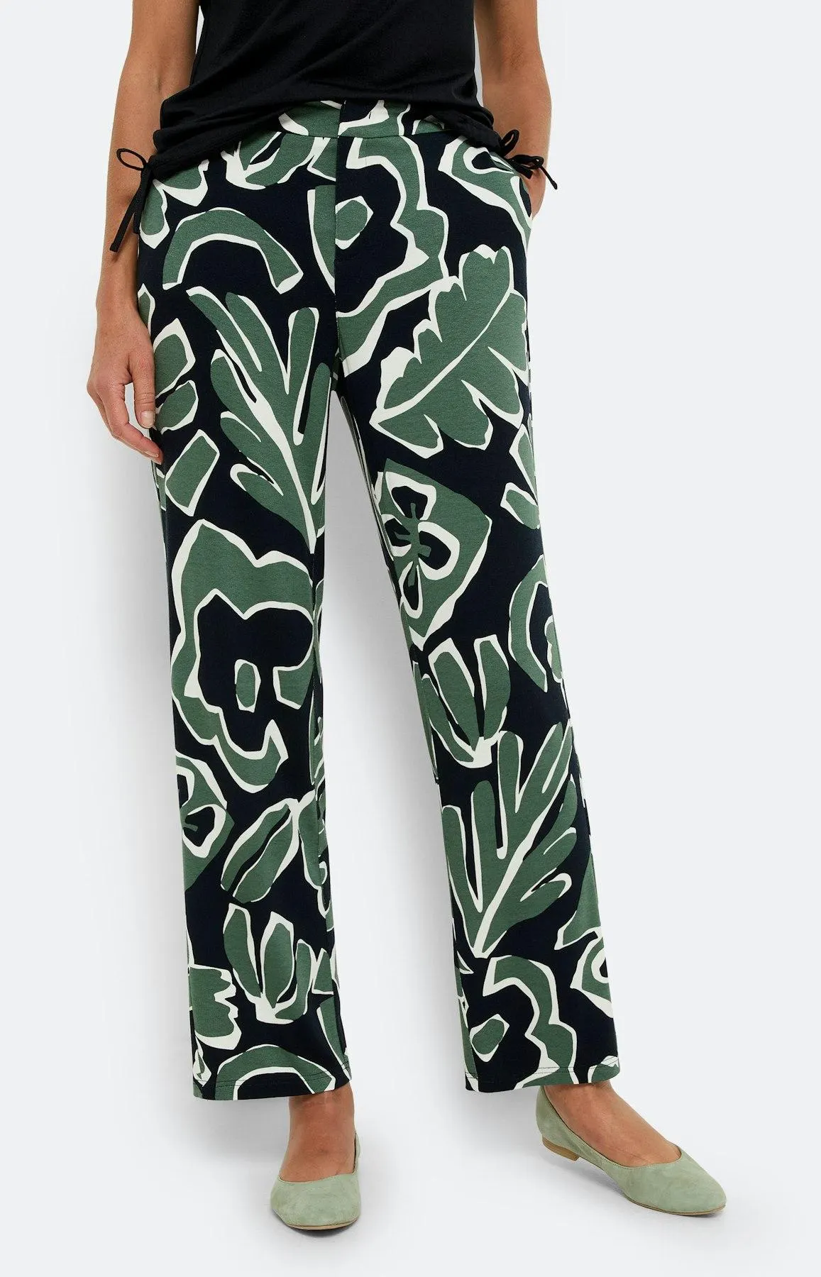 Floral gemusterte Marlenehose 30Inch