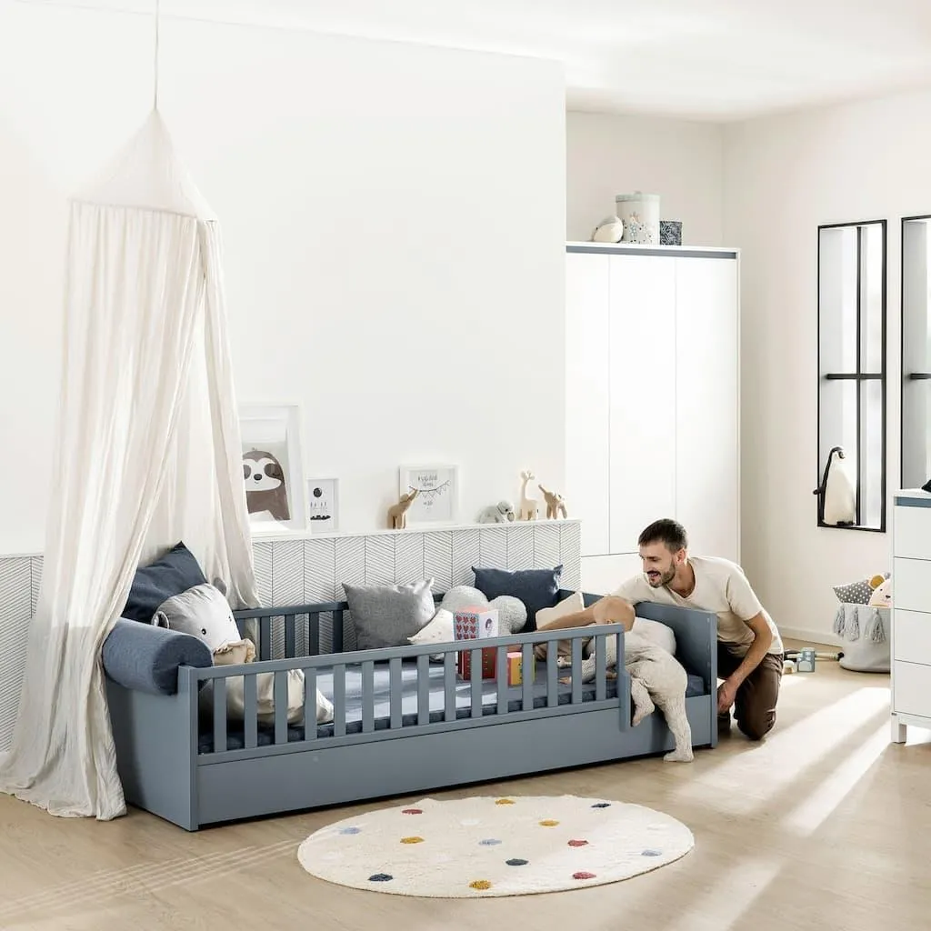 PAIDI Kinderbett »LITTLE FLO, vom Baby bis zum Teeni, in mehreren Farben und Breiten« Breite/Länge: 90x200cm + 120X200cm +140x200cm, umbaubar zum Kinder- oder Jugendbett, Bodenbett auch als Sofa nutzbar