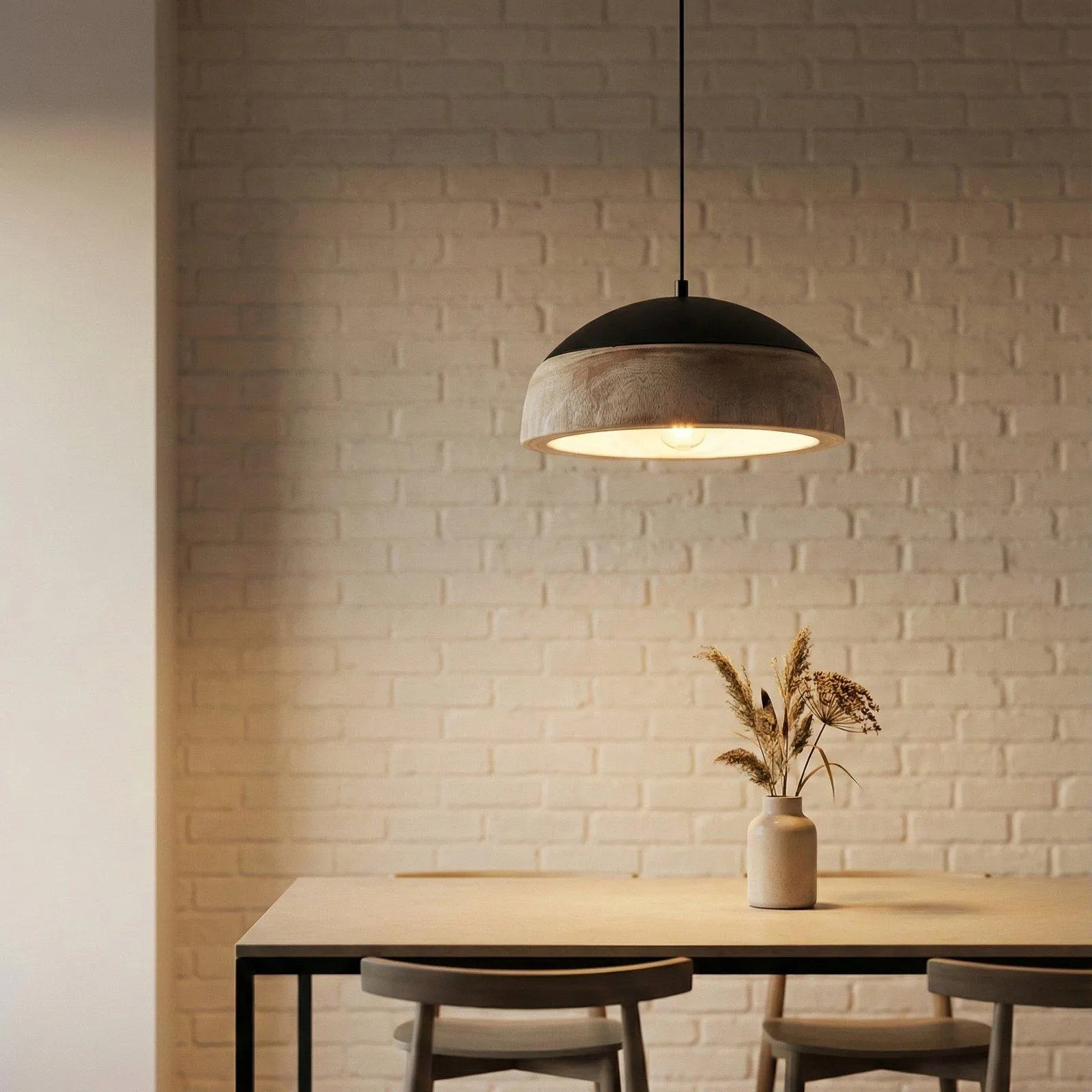 Lucande Hängeleuchte Leivar, Ø 35 cm, Holz/schwarz, E27