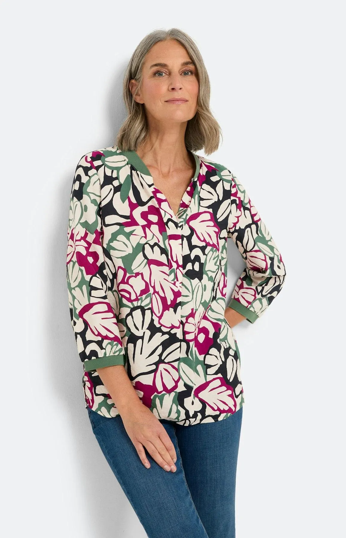 Botanisch gemusterte Bluse, bunt
