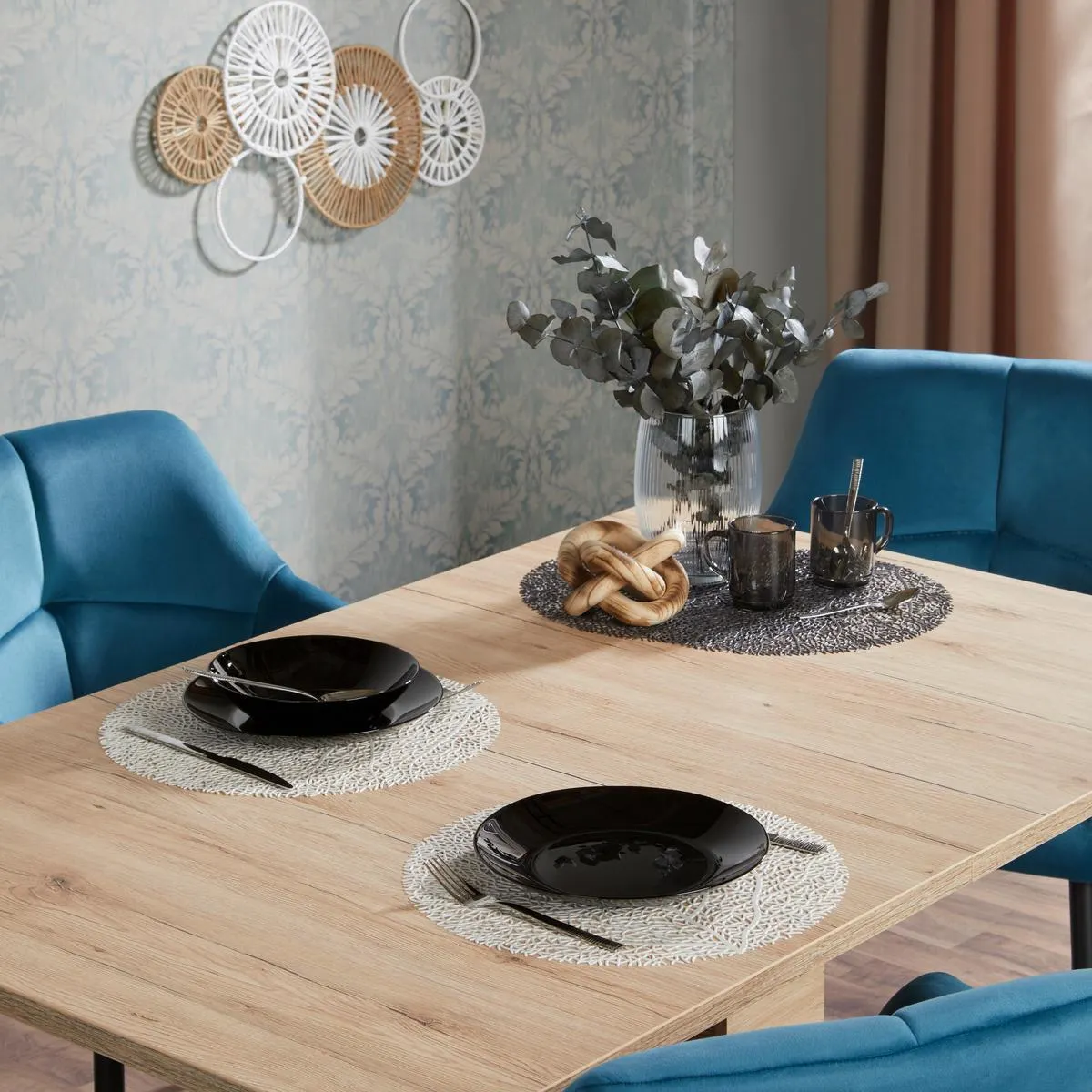 Luca Bessoni Wanddeko